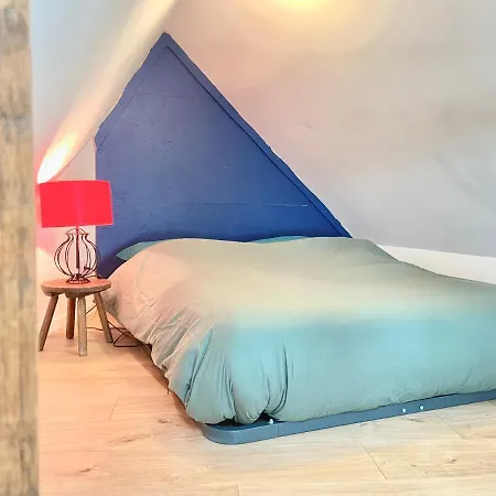 Holiday home - Le Lys - Magnifique Maisonnette Avec Terrasse Poitiers
