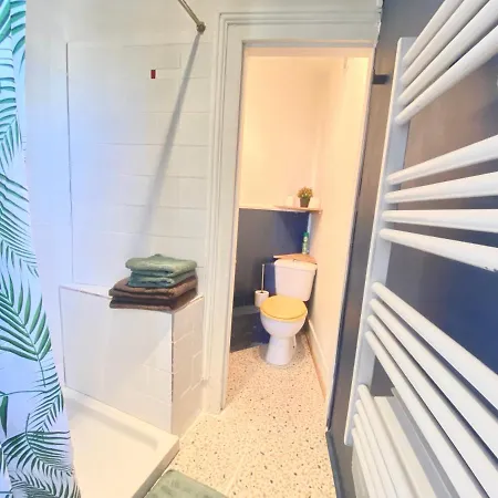 Hébergement de vacances - Le Lys - Magnifique Maisonnette Avec Terrasse *